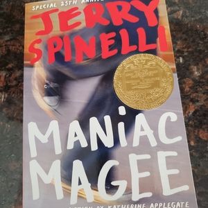 Maniac Magee book